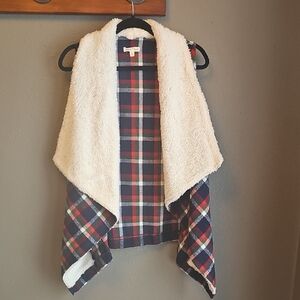 Hem & Thread Tartan Vest with Sherpa Lining